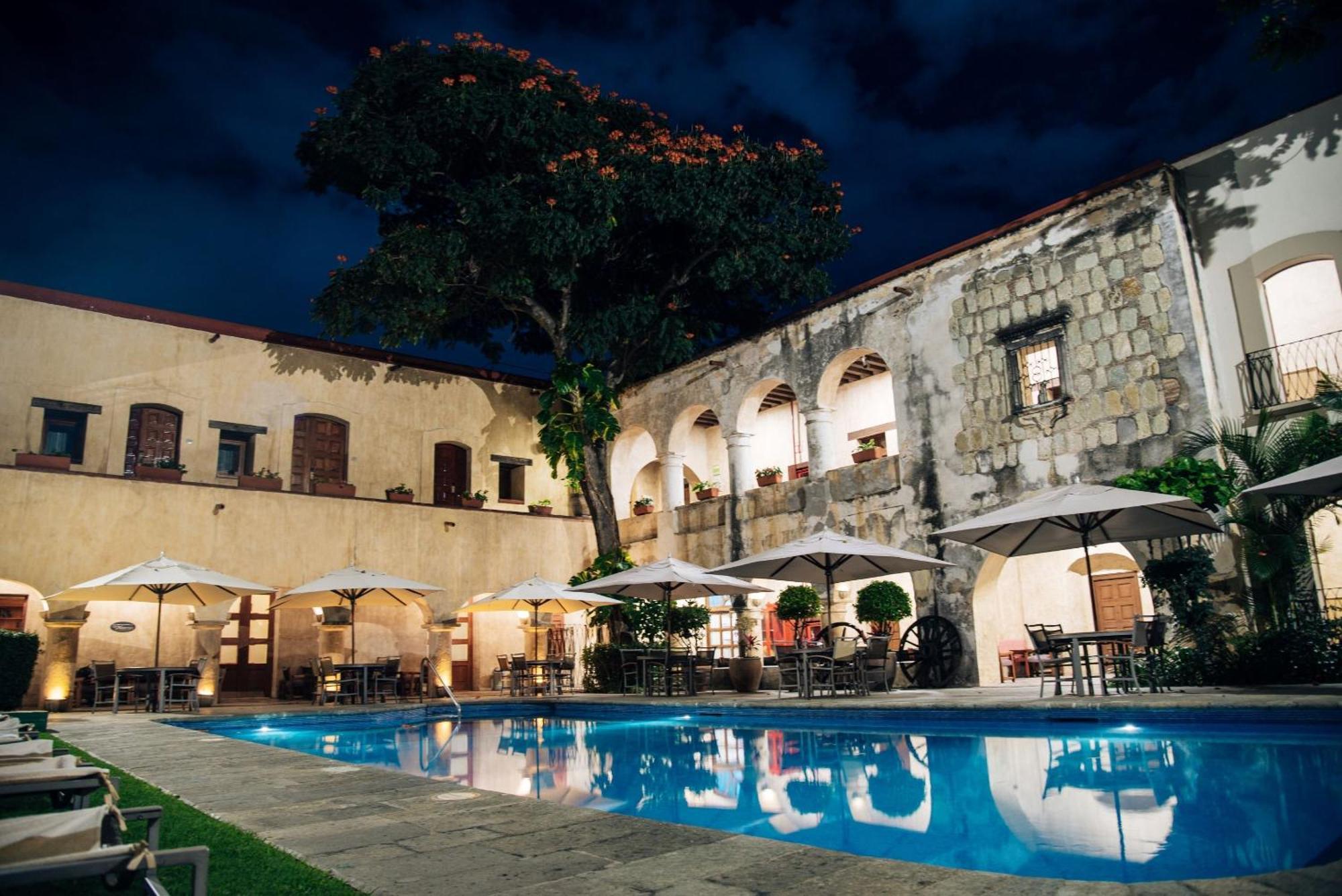 ホテル キンタ レアル オアハカ Oaxaca エクステリア 写真